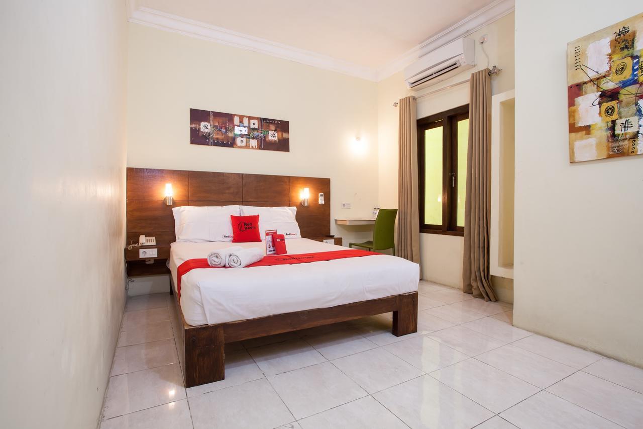Reddoorz Near Marvel City Mall Wonotjolo 외부 사진